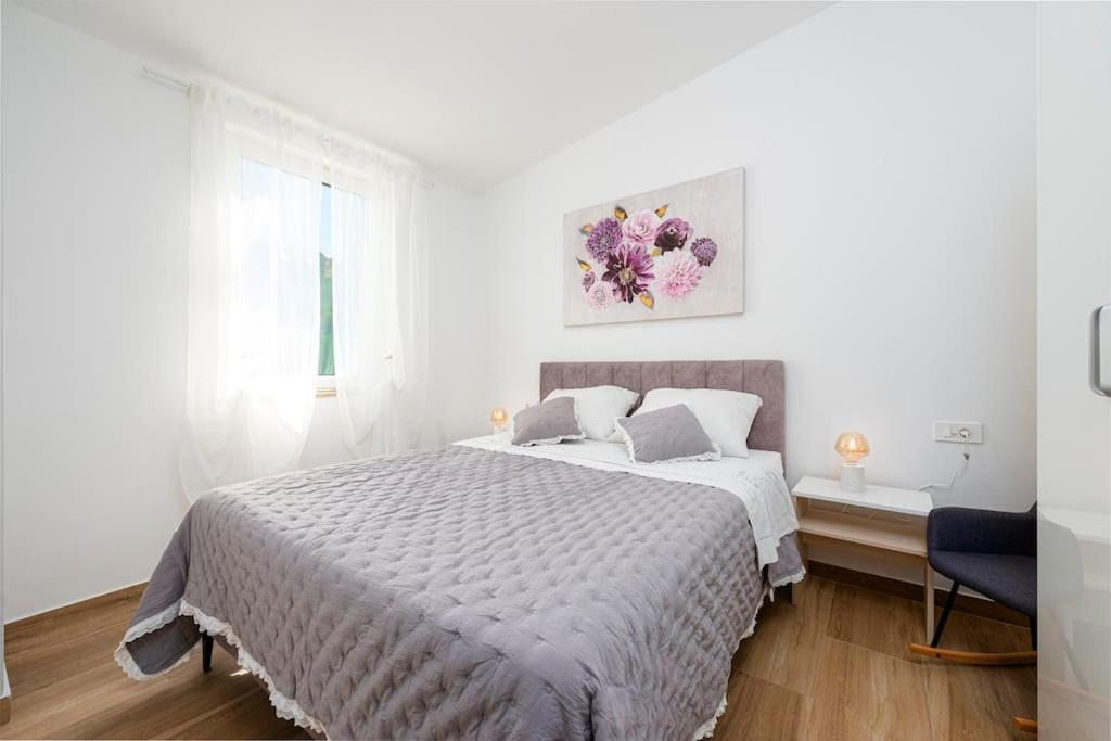 Apartmán Kate With Free Parking